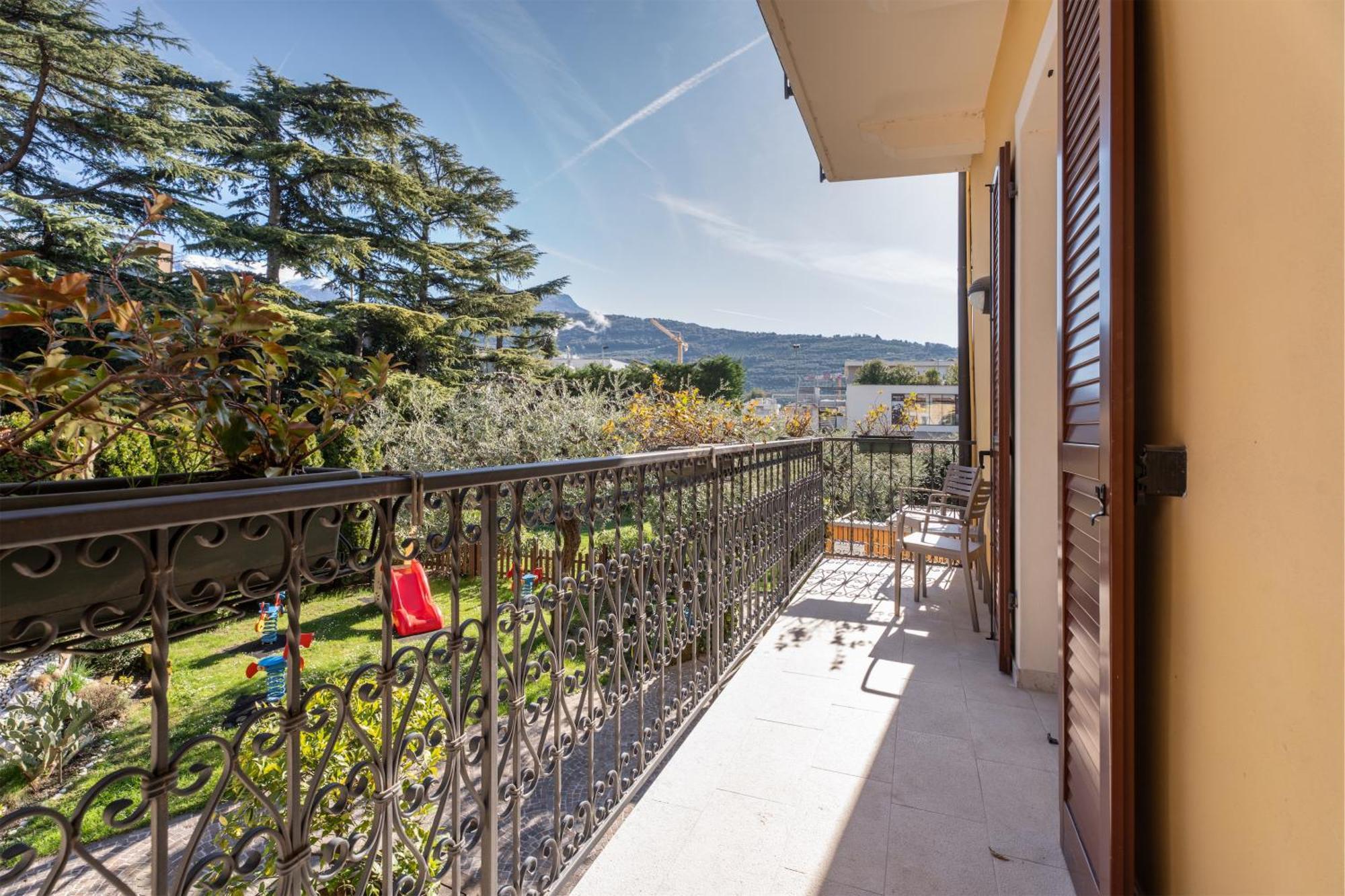 Residence Villa Degli Aranci Рива-дель-Гарда Екстер'єр фото