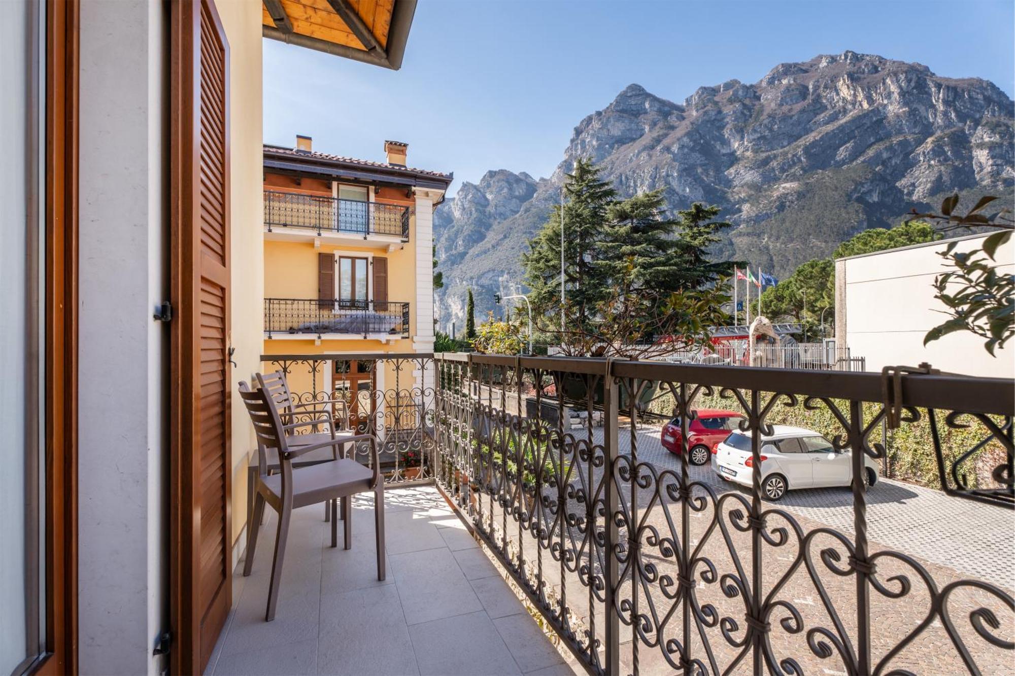 Residence Villa Degli Aranci Рива-дель-Гарда Екстер'єр фото